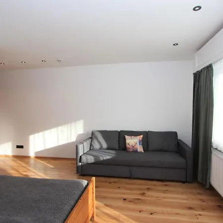 Am Birkenhain-1 By Interhome Ζέεφελντ